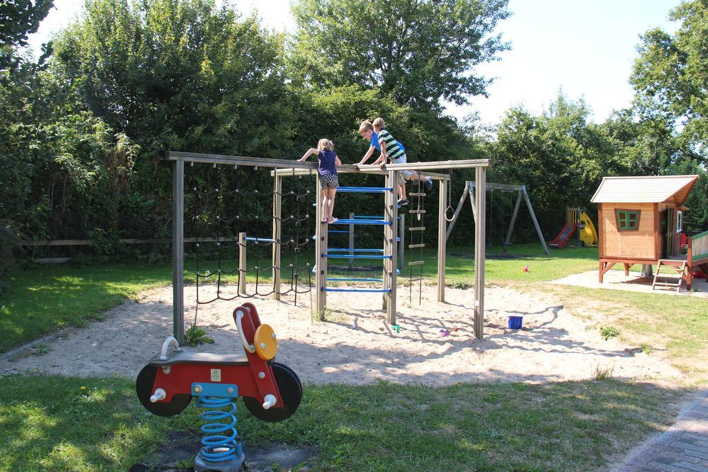 Bungalows - Bungalowpark Mooyeveld - Uniek Gelegen In De Duinen! 艾格蒙宾能 外观 照片