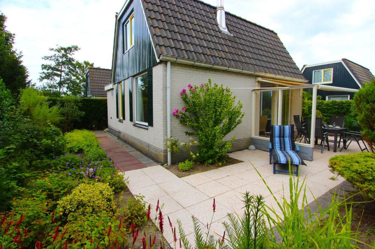 Bungalows - Bungalowpark Mooyeveld - Uniek Gelegen In De Duinen! 艾格蒙宾能 外观 照片